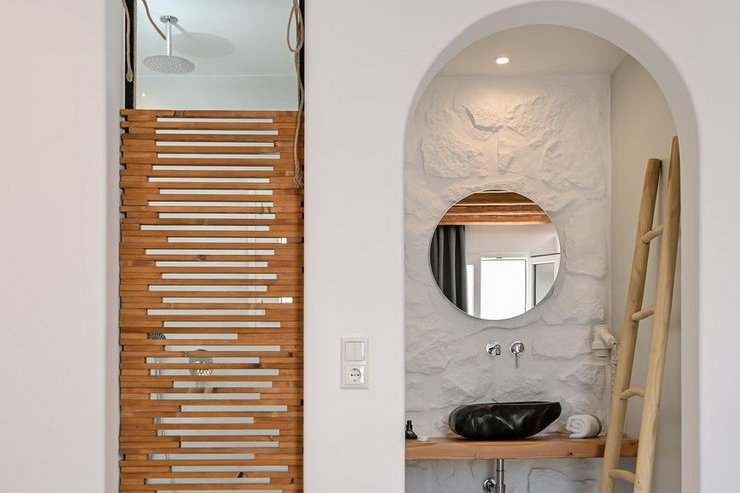 Deluxe Suite with Sea View & Hot Tub