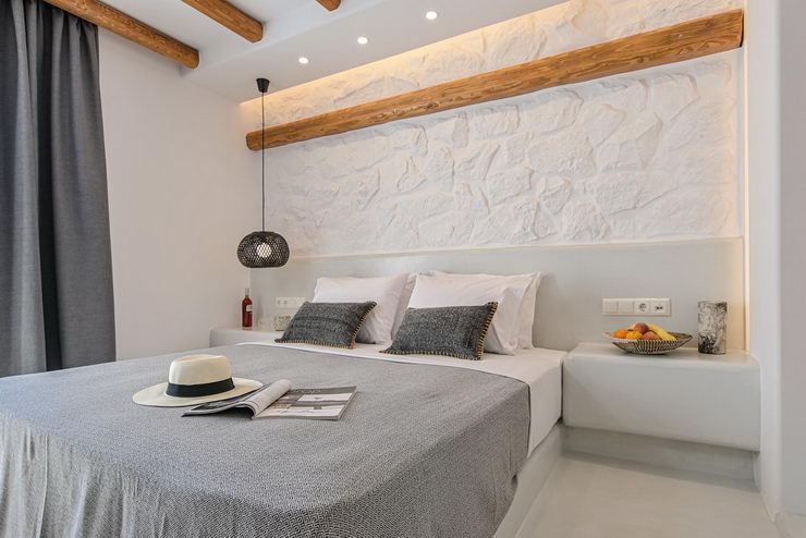 Deluxe Suite with Sea View & Hot Tub