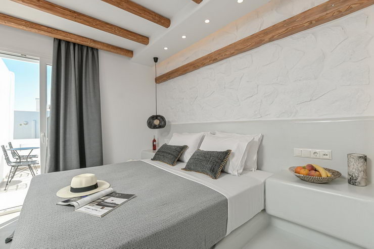 Deluxe Suite with Sea View & Hot Tub